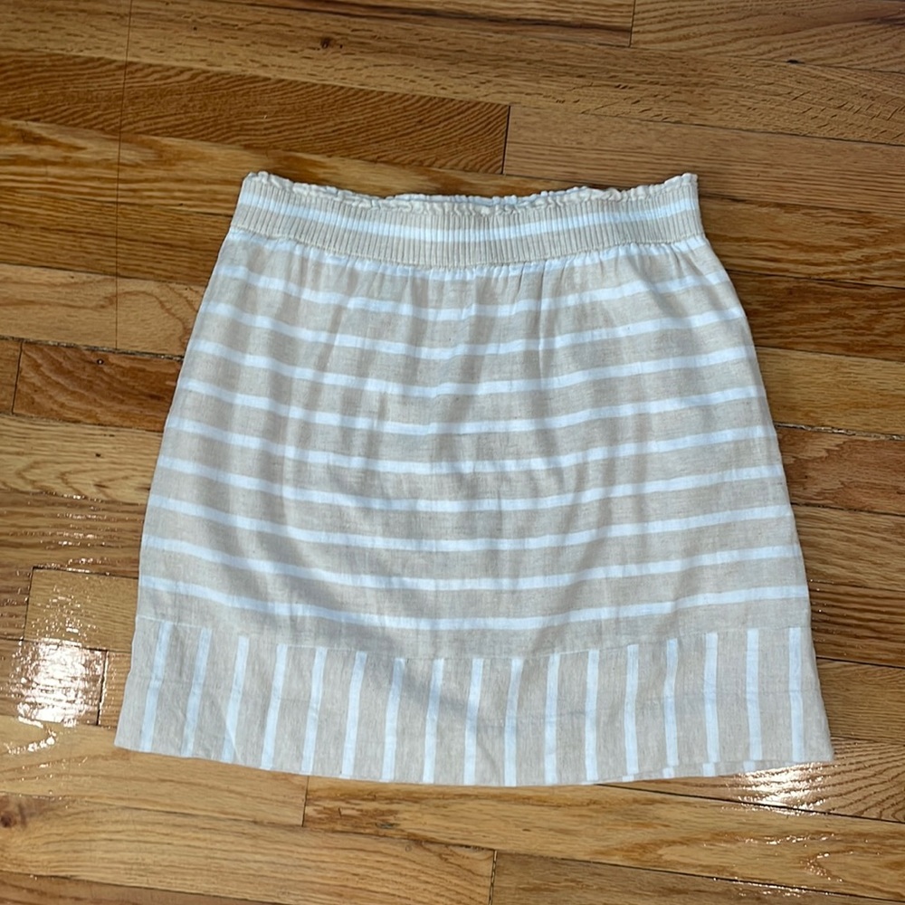 Cute skirt!